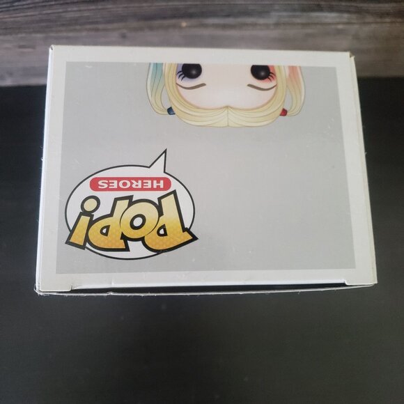 Funko Pop Harley Quinn 108 Gown Hot Topic Exclusive Suicde Squad Vinyl Figure - Picture 5 of 6